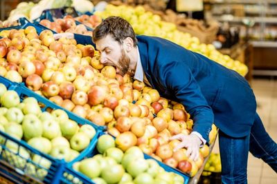10 Grocery Shopping Habits That Are Quietly Costing You Money Every Week