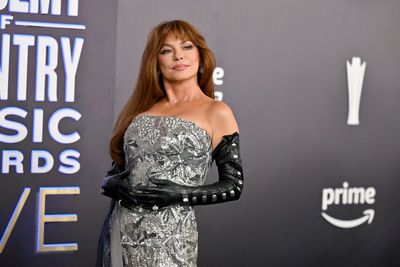 Shania Twain opens up about physical abuse she endured as a child in ‘very violent’ home
