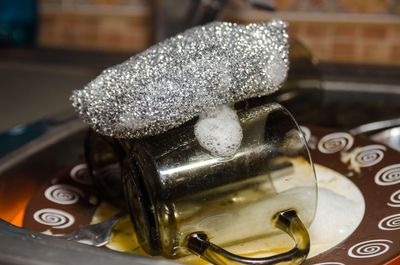 Why people use aluminium foil to clean burnt utensils: How to use it and does this hack really work?