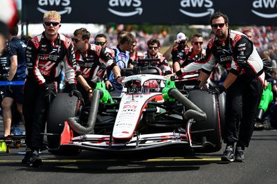 The challenge Haas faces in trying to meet F1 budget cap: "Fighting with both hands tied"