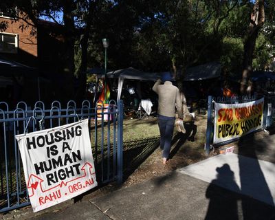 NSW should compensate elderly woman whose public housing was inundated with sewage, ombudsman finds