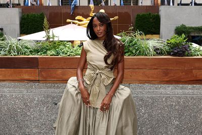 Ciara Miller Brings Western Edge to Shaboozey's 'Cowgirl' Performance on The Tonight Show