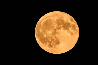 SpaceX rocket to create new crater when it crashes into moon next week