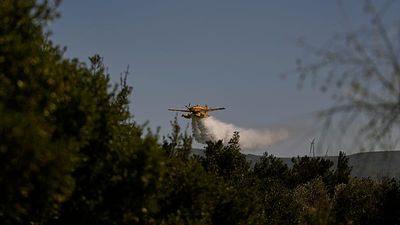 Five wildfires still burn in Turkey as risk extends into next week