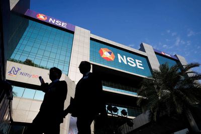 NSE pays Rs 715 crore to settle pending Rs 1,491-crore co-location case ahead of IPO