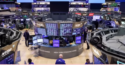 Amazon's Strong Earnings Buoy The Market. Stocks Climb Again As July Comes To a Close