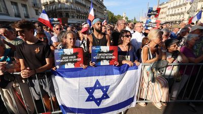 Anti-Semitic attacks at deadliest level in decades, global report warns