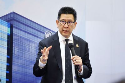 Thailand seeks to lift investment