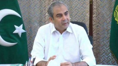 Pakistan minister says governance has ‘collapsed’; warns united ‘cockroaches’ can ‘turn everything upside down’