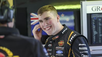 Kostecki spins out as Payne, Freeney nab Supercars wins