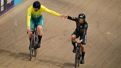Australian Hoffman beats Awang in Games sprint quarters
