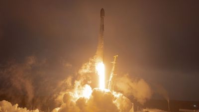 SpaceX launches 24 Starlink satellites to orbit from California (video, photos)