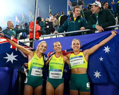 Podium sweep and relay gold cap Australia’s record athletics haul at Commonwealth Games