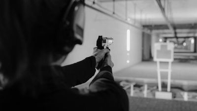 Houston man at gun range takes a selfie. His next senseless act has the Range Safety Officer jumping in to allegedly ‘kick them out immediately’
