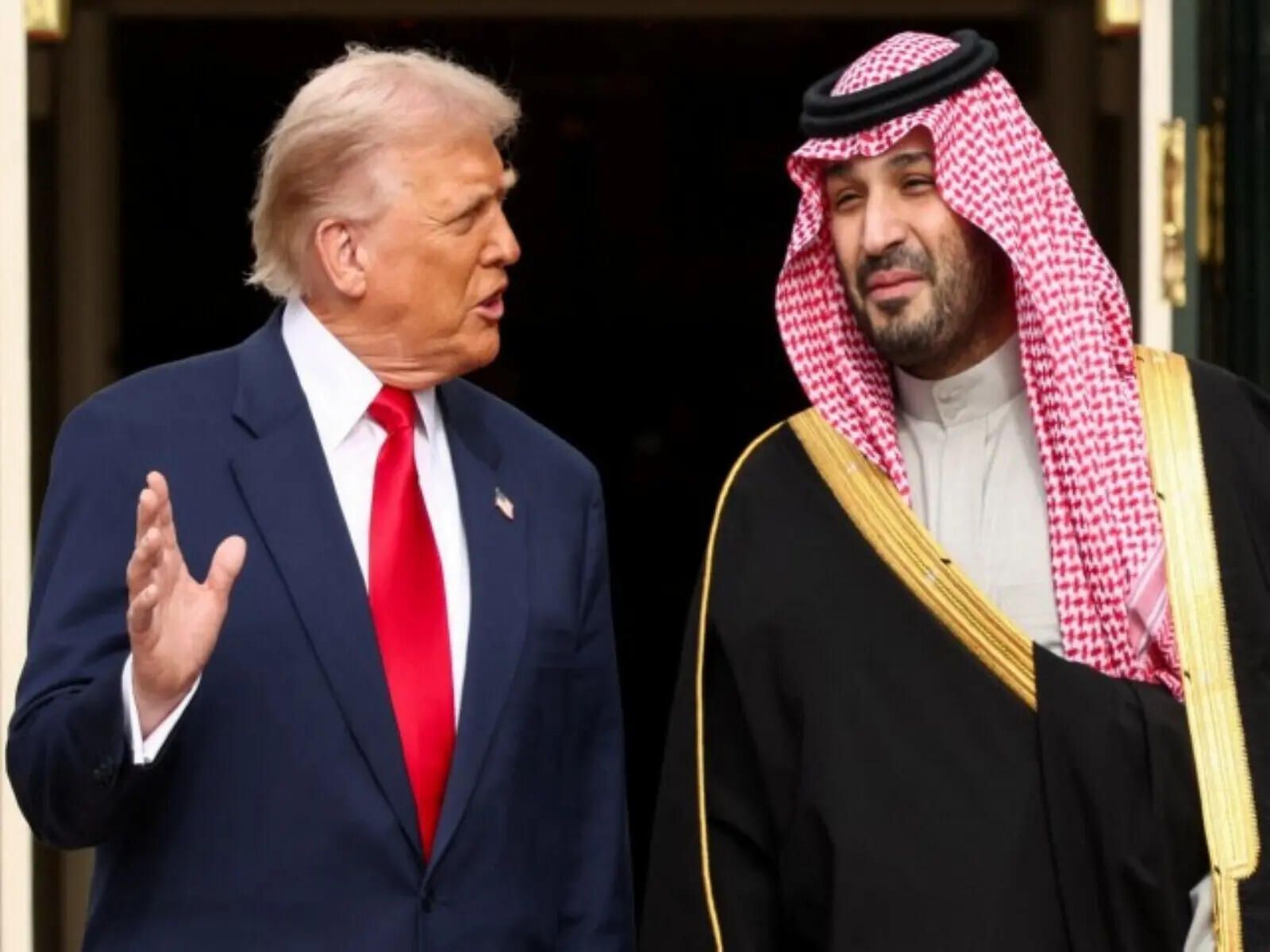 US-Iran Talks: Vance's 'Progress' on Hormuz, Nuclear Goals Disputed Amid Tensions | Quick Digest