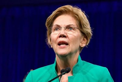 Elizabeth Warren Says 'Trump Doesn't Care if You Can Afford to Buy a Home' After Mortgage Rates Hit One-Year High