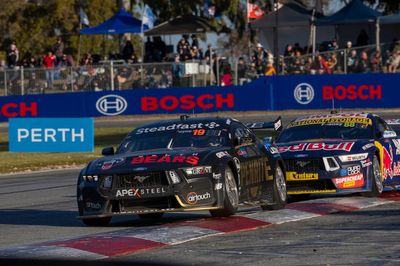 Supercars Perth: Payne outduels Feeney for victory