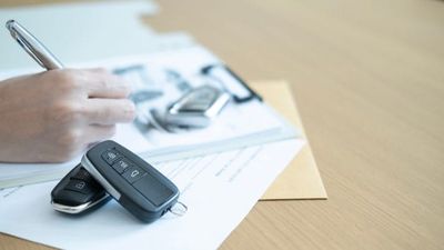 7 Used-Car Questions Men Forget to Ask Before Signing