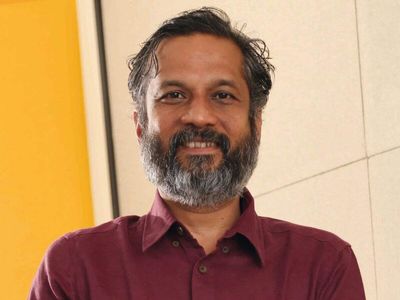 AI, data centre costs are slowing IT hiring, Zoho founder Sridhar Vembu