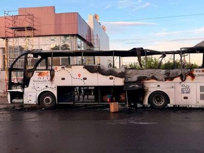 Ukraine attacks Russian regions, killing at least eight; US-led peace talks frozen