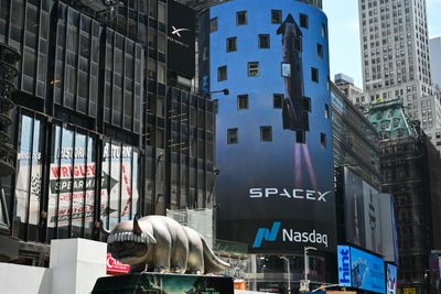 SpaceX Reports Q2 Numbers This Week. Investors Will Scramble For Major Cues