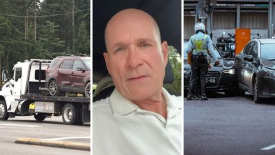 Florida Man Gets Into Car Accident. Then Police Call A Tow Truck—He Doesn't Realize That Tow Truck Driver Has One Problematic Goal