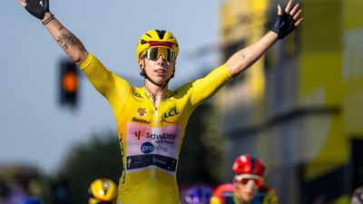 Wiebes triumphs again to set stage win record at Women's Tour de France