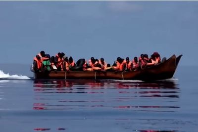 Nearly 1,100 UK Funded Officers Patrol French Beaches as Tories Demand ECHR Exit Over Small Boats