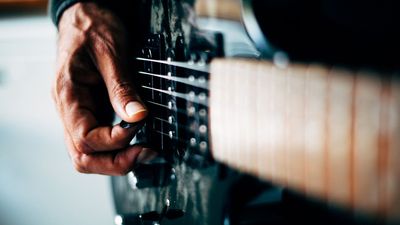 “It just sounds like doo-doo under a D chord”: Why muting the low E string is one of the most important lessons any beginner guitarist can learn