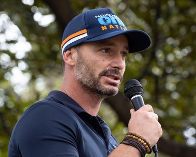 One Nation names eight Victorian election candidates as Hanson bars ABC and Guardian from press conferences