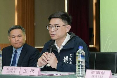 強化護國「群山」 賴瑞隆提四大策略打造傳產升級高雄隊