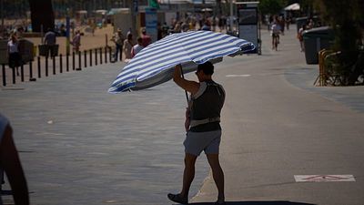 Aemet issues alerts in six regions and red warning in Gran Canaria for extreme heat