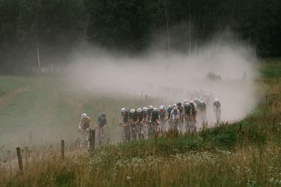 Gravel Earth Series: Marjolein van’t Geloof and Rait Arm win Lithuania's Megre Gravel