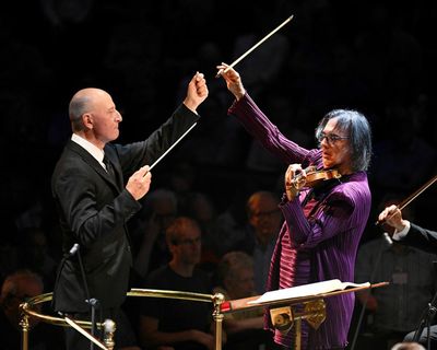 BBCSO/Järvi/Kavakos review – virtuosic violinist makes fiendishly light work of Tchaikovsky