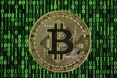 Bitcoin Price: Coldcard Wallet Exploit Drives BTC Below $63,000 as Losses Near $89 Million