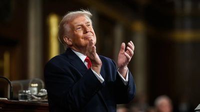 Canadian artist paints Donald Trump portrait using horse manure – she sells it in a single day for $1,800