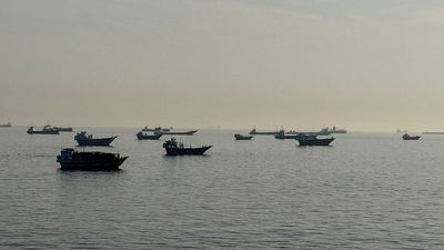 Iraq Is Struggling To Get Its Oil Through The Hormuz Strait. It's Offering Millions In Discounts To Those Daring To Take It