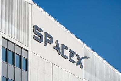 Elon Musk's SpaceX Faces Its Biggest Public Test Yet As First Earnings Near