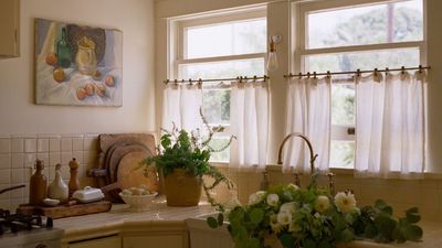 The Best Collections I Know Were Not Assembled by Experts – Here's How to Build a Vintage Art Collection That Feels Personal, Not Perfect