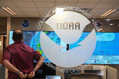 NOAA Forecasts a Strengthening El Niño This Winter: Heat, Flooding, Air Quality and Health Risks Explained