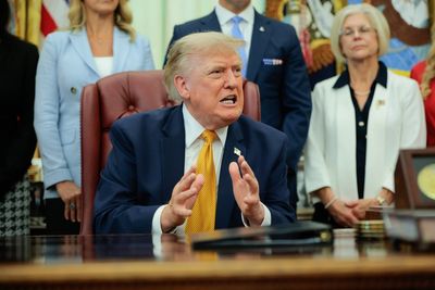 Trump says ‘any country with windmills is a loser’ in latest attack on wind power