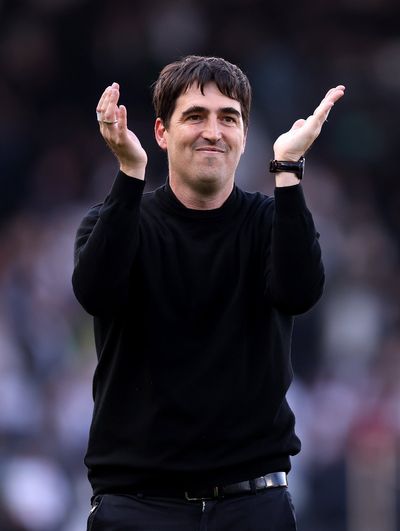 Liverpool in talks for Andoni Iraola priority signing as PSG 'book medical' for replacement