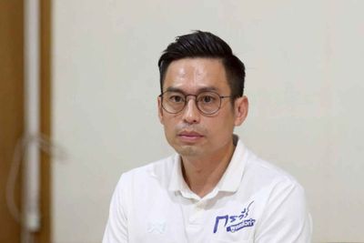 Korrawee to sue iLaw director