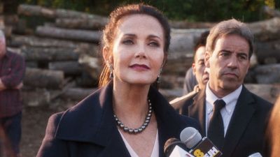 Lynda Carter Hopped In A Bathtub For Super Troopers 3: ‘You Promised Not To Show That!’