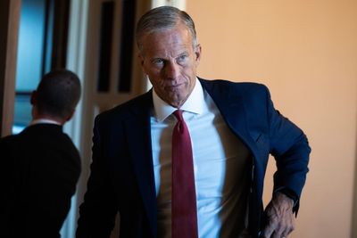 Bipartisan stopgap spending bill inches forward in Senate