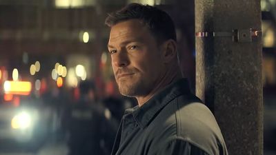 Reacher's Alan Ritchson Just Landed A Huge New Deal That Basically Makes Him The Next Adam Sandler