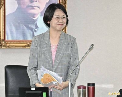批翁曉玲修法出包還凍預算 張育萌：依法行政卻遭羞辱