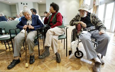 Waiting on a Wheelchair or Home Oxygen? Six Questions to Ask Your Supplier Before Medicare's October Rules Start