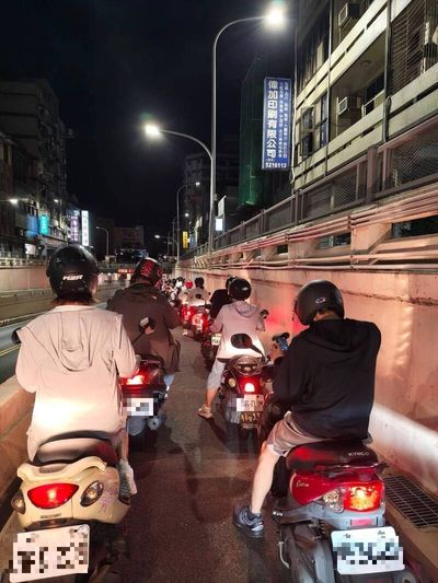 竹市西大路地下道交通政策高虹安市府3年改2次 議員批越改越糟整個塞爆