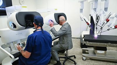 How the UK is training its 'surgeons of the future' with robots